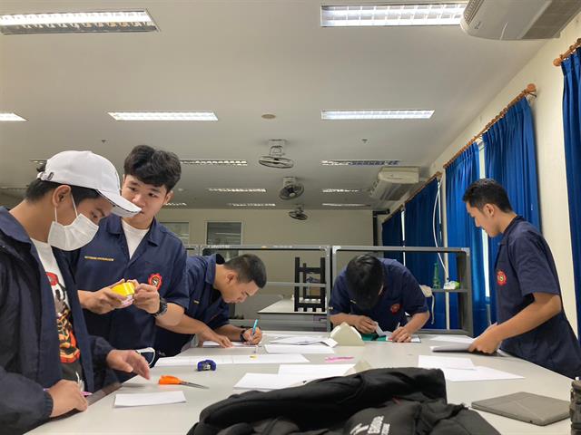 คณะวิศวกรรมศาสตร์ มพ. ให้การต้อนรับ คณะครูและนักเรียน โรงเรียน อบจ. เชียงราย เข้าโครงการอบรมเชิงปฏิบัติการ
