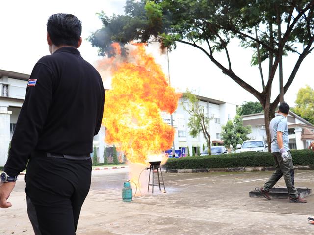ซ้อมแผนดับเพลิงและอพยพหนีไฟ