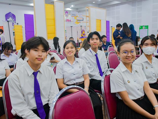 นิสิตวิทยาลัยการศึกษา ได้รับรางวัลที่ 1 ในโครงการพัฒนา UP Identity สู่การพัฒนานิสิตอย่างยั่งยืน