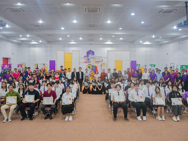 นิสิตวิทยาลัยการศึกษา ได้รับรางวัลที่ 1 ในโครงการพัฒนา UP Identity สู่การพัฒนานิสิตอย่างยั่งยืน