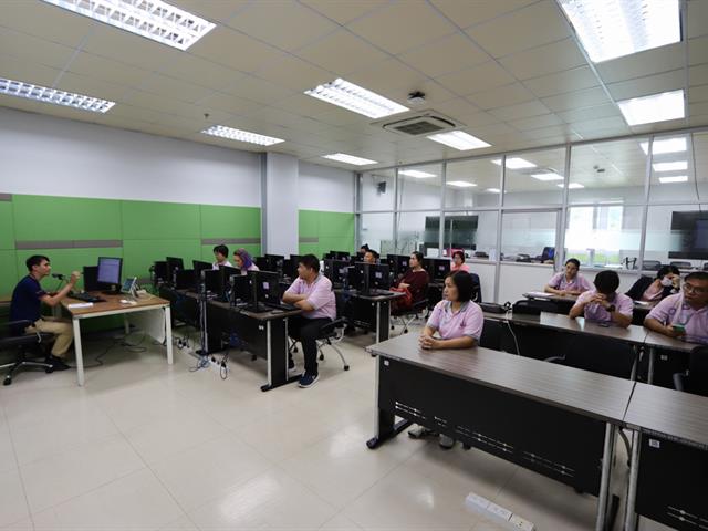 กองแผนงานได้รับเกียรติเป็นวิทยากรให้ความรู้ระบบบริหารจัดการแผนและงบประมาณ (e-Budget) แก่บุคลากรกองกิจการนิสิต