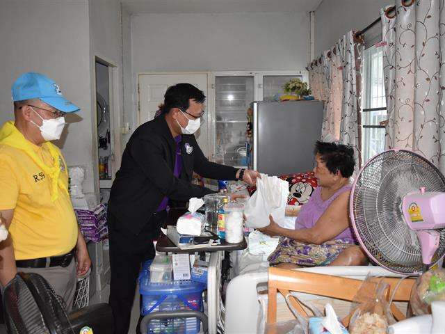 เพลินจิต เพลินใจ ปันน้ำใจสู่ชุมชน" CSR