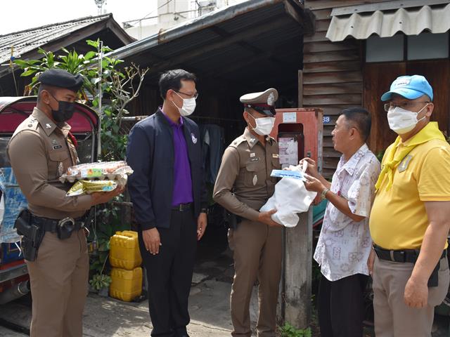 เพลินจิต เพลินใจ ปันน้ำใจสู่ชุมชน" CSR