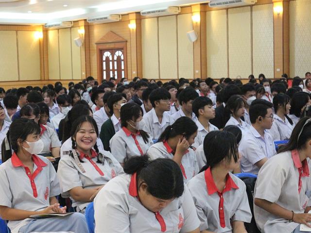 กองบริการการศึกษา งานรับเข้าศึกษา แนะแนวสัญจร