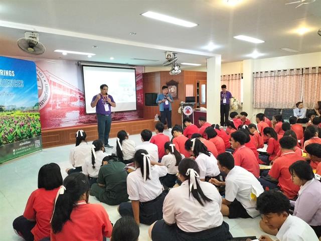 คณะสาธารณสุขศาสตร์ รับมอบหมายจากมหาวิทยาลัยพะเยา ดำเนินโครงการแนะแนวสัญจร มหาวิทยาลัยพะเยา ประจำปี 2567  โรงเรียนในเขตพื้นที่จังหวัดสุโขทัย และจังหวัดตาก ระหว่างวันที่ 13 - 17 พฤศจิกายน 2566
