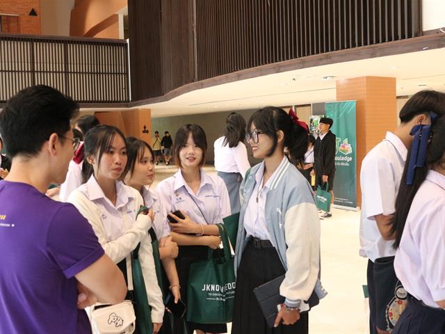คณะวิทยาศาสตร์การแพทย์ร่วมออกบูธในมหกรรม Thailand Multiverse TCAS EXPO 2023 ณ จังหวัดขอนแก่น จัดโดยสถาบันกวดวิชา J knowledge 