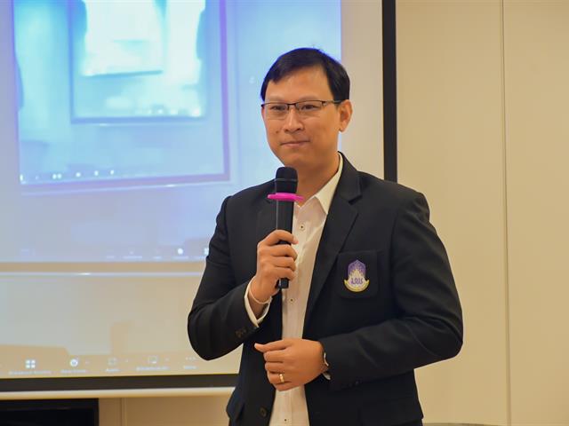 วิทยาลัยการศึกษา ดำเนินโครงการพัฒนาระบบเทคโนโลยีสารสนเทศและฐานข้อมูลในการบริหารงานและสื่อสารองค์กร “การประยุกต์ใช้ Chat GPT ในการปฎิบัติงาน”