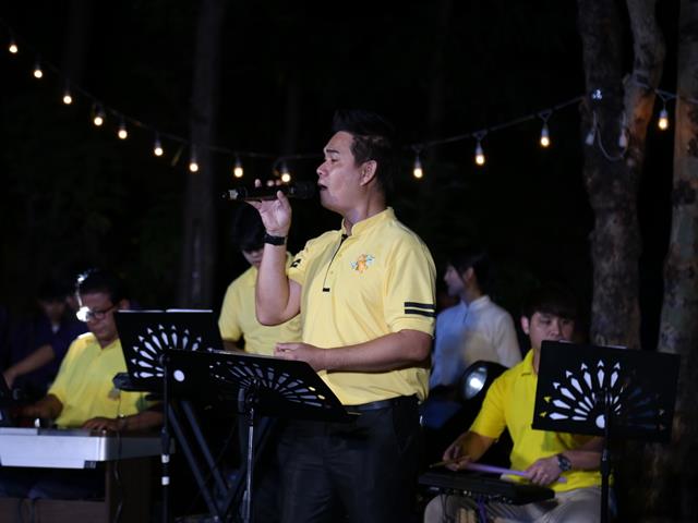 ดนตรีในส่วน : H.M. Song อว.บรรเลงเพลงของพ่อ
