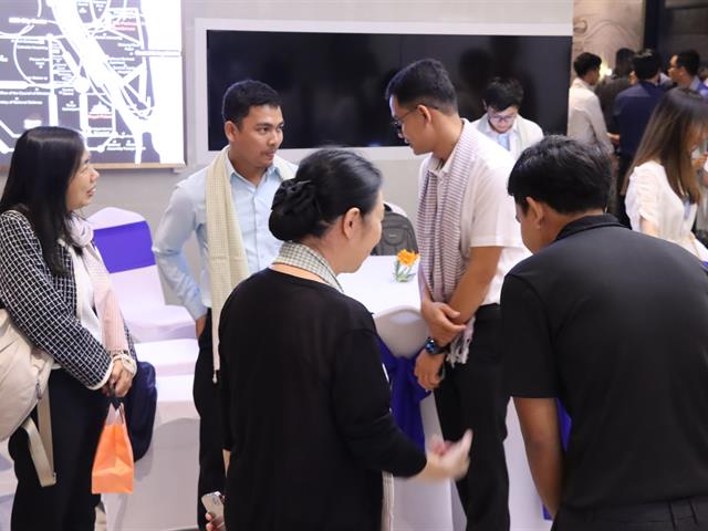 กองบริการการศึกษา งานวิเทศสัมพันธ์ นิสิตทุนพระราชทาน