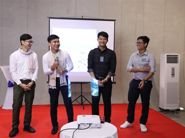 กองบริการการศึกษา งานวิเทศสัมพันธ์ นิสิตทุนพระราชทาน