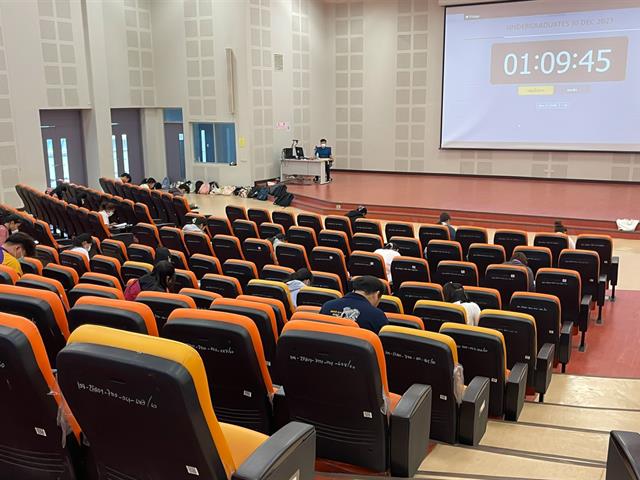 ศูนย์ภาษา คณะศิลปศาสตร์ จัดอบรมและทดสอบ English for Undergraduates เดือนธันวาคม 2566