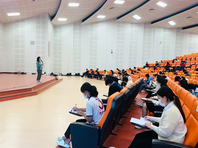 ศูนย์ภาษา คณะศิลปศาสตร์ จัดการทดสอบวัดความรู้ภาษาอังกฤษโดยข้อสอบศูนย์ภาษา (UP-STEP) รอบธันวาคม 2566 สำหรับนิสิตระดับปริญญาตรี