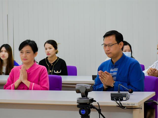 คณะกรรมการประจำวิทยาลัยการศึกษา ร่วมทำบุญตักบาตร เนื่องในโอกาสวันส่งท้ายปีเก่า ต้อนรับปีใหม่ พ.ศ.2567