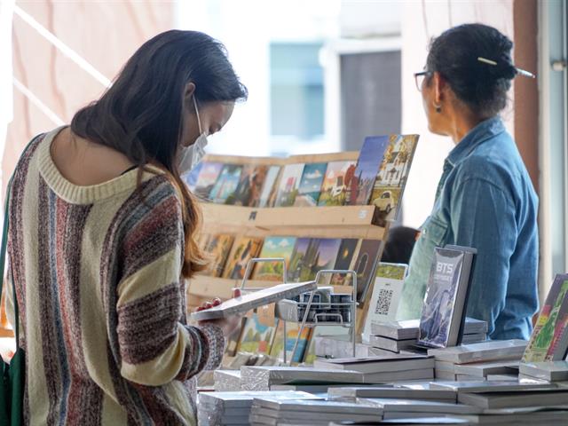 มหาวิทยาลัยพะเยา จัดโครงการ UP Book Fair