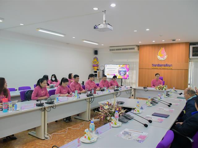 วิทยาลัยการศึกษา ต้อนรับคณะศึกษาดูงานการจัดการศึกษาหลักสูตรควบระดับปริญญาตรี 2 ปริญญา คณะศิลปศาสตร์ มหาวิทยาลัยอุบลราชธานี
