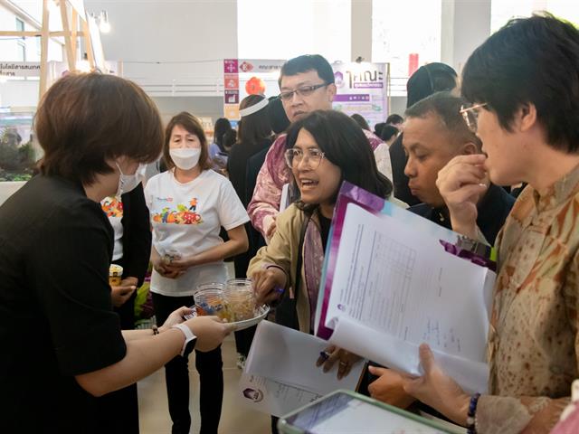 คณะศิลปศาสตร์ ร่วมจัดบูธ 1 คณะ 1 ชุมชนนวัตกรรม ในการประชุมวิชาการระดับชาติ พะเยาวิจัย ครั้งที่ 13