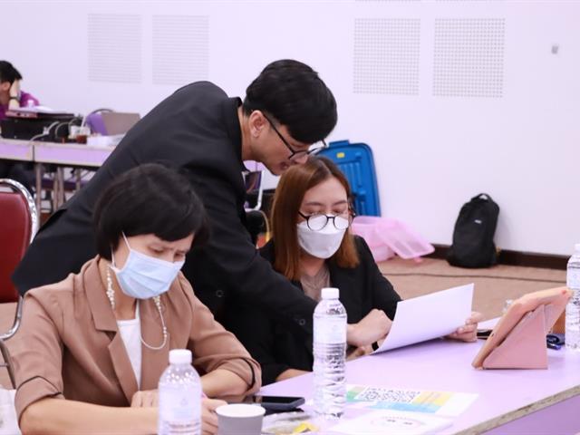 กองบริการการศึกษา อาจารย์ระดับมืออาชีพ