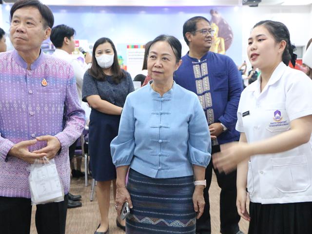 คณะสาธารณสุขศาสตร์ จัดกิจกรรมสรุปผลการดำเนินโครงการฝึกบูรณาการความรู้และทักษะแบบสหวิชาชีพจากห้องเรียนสู่ชุมชน (Inter-professional Education: IPE ) ครั้งที่ 2 กิจกรรม Show & Share ณ ห้องประชุมเมืองพะเยา อาคารเทคโนโลยีสารสนเทศและการสื่อสาร มหาวิทยาลัยพะเยา 