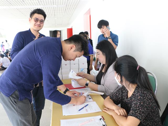 คณะสาธารณสุขศาสตร์ จัดกิจกรรมสรุปผลการดำเนินโครงการฝึกบูรณาการความรู้และทักษะแบบสหวิชาชีพจากห้องเรียนสู่ชุมชน (Inter-professional Education: IPE ) ครั้งที่ 2 กิจกรรม Show & Share ณ ห้องประชุมเมืองพะเยา อาคารเทคโนโลยีสารสนเทศและการสื่อสาร มหาวิทยาลัยพะเยา 