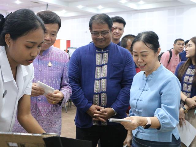 คณะสาธารณสุขศาสตร์ จัดกิจกรรมสรุปผลการดำเนินโครงการฝึกบูรณาการความรู้และทักษะแบบสหวิชาชีพจากห้องเรียนสู่ชุมชน (Inter-professional Education: IPE ) ครั้งที่ 2 กิจกรรม Show & Share ณ ห้องประชุมเมืองพะเยา อาคารเทคโนโลยีสารสนเทศและการสื่อสาร มหาวิทยาลัยพะเยา 