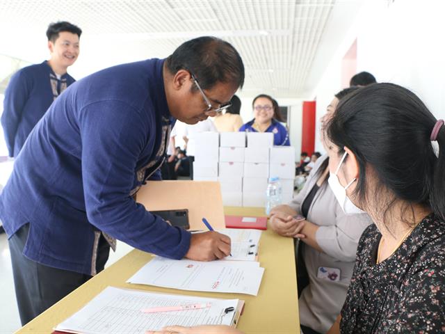 คณะสาธารณสุขศาสตร์ จัดกิจกรรมสรุปผลการดำเนินโครงการฝึกบูรณาการความรู้และทักษะแบบสหวิชาชีพจากห้องเรียนสู่ชุมชน (Inter-professional Education: IPE ) ครั้งที่ 2 กิจกรรม Show & Share ณ ห้องประชุมเมืองพะเยา อาคารเทคโนโลยีสารสนเทศและการสื่อสาร มหาวิทยาลัยพะเยา 