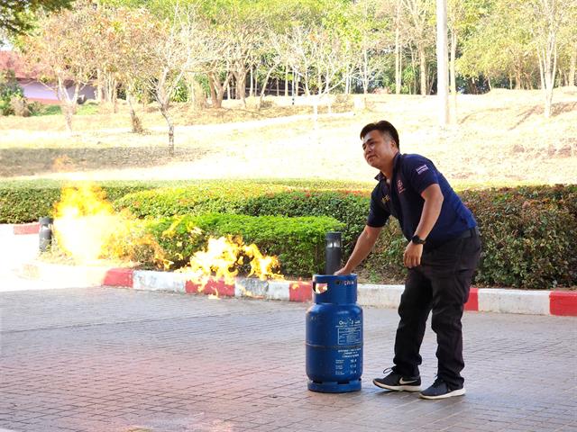 การซักซ้อมแผนป้องกันและอพยพหนีไฟ