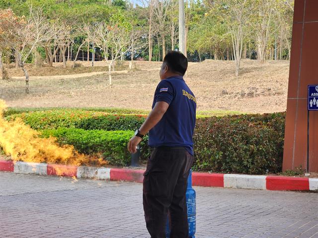 การซักซ้อมแผนป้องกันและอพยพหนีไฟ