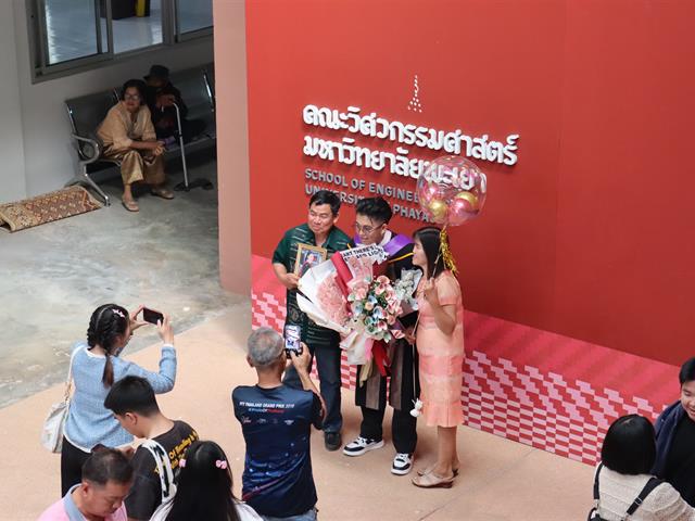 คณะวิศวกรรมศาสตร์ ขอแสดงความยินดีกับบัณฑิตและมหาบัณฑิต ในพิธีพระราชทานปริญญาบัตร ประจำปีการศึกษา 2565