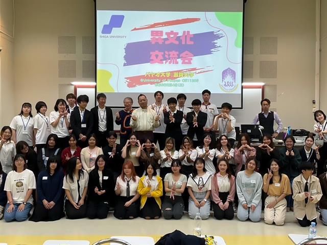 คณะศิลปศาสตร์ให้การต้อนรับบัณฑิตวิทยาลัย มหาวิทยาลัยชิกะ ประเทศญี่ปุ่น