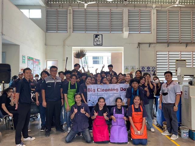 วิศวกรรมอุตสาหการ จัดกิจกรรม Big Cleaning Day ส่งเสริมการพัฒนากายภาพและสิ่งแวดล้อมตามเกณฑ์ UI Green