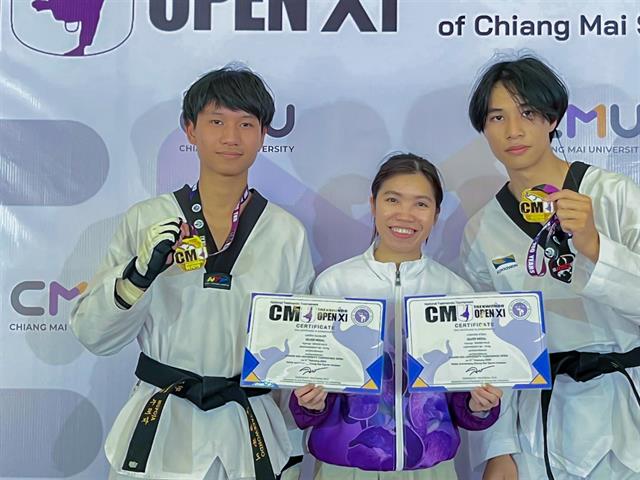 ขอแสดงความยินดีกับ นายนพฉัตร ธนะสมบัติ ในโอกาสได้รางวัล เหรียญเงิน ในการแข่งขันเทควันโด “CMU Taekwondo Open ครั้งที่ 11 ประจำปี 2567”