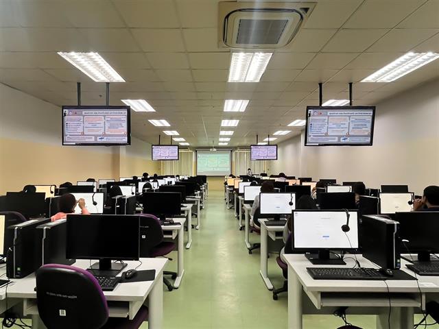 ศูนย์ภาษา คณะศิลปศาสตร์ จัดทดสอบวัดความรู้ภาษาอังกฤษด้วยโปรแกรมสำเร็จรูป  สำหรับนิสิตระดับปริญญาตรี รหัส 66 เพื่อประกอบสำเร็จการศึกษาและเพื่อเทียบรายวิชา 001205