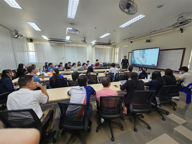 โครงการเตรียมความพร้อมด้านความปลอดภัยและภาวะฉุกเฉิน และโครงการอบรมความปลอดภัยในห้องปฏิบัติการ