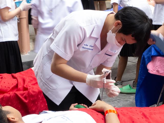 สาขาวิชาเทคนิคการแพทย์ คณะสหเวชศาสตร์ ร่วมกับงานธนาคารเลือด โรงพยาบาลพะเยา จัดกิจกรรม “การรับบริจาคโลหิต”