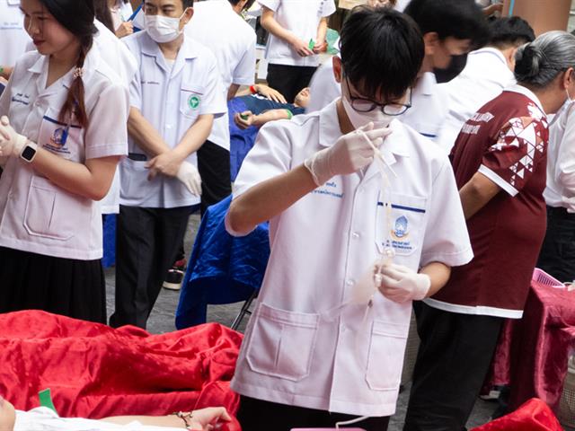 สาขาวิชาเทคนิคการแพทย์ คณะสหเวชศาสตร์ ร่วมกับงานธนาคารเลือด โรงพยาบาลพะเยา จัดกิจกรรม “การรับบริจาคโลหิต”