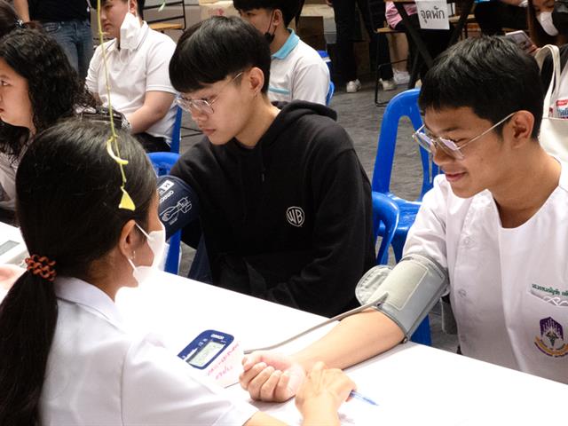 สาขาวิชาเทคนิคการแพทย์ คณะสหเวชศาสตร์ ร่วมกับงานธนาคารเลือด โรงพยาบาลพะเยา จัดกิจกรรม “การรับบริจาคโลหิต”