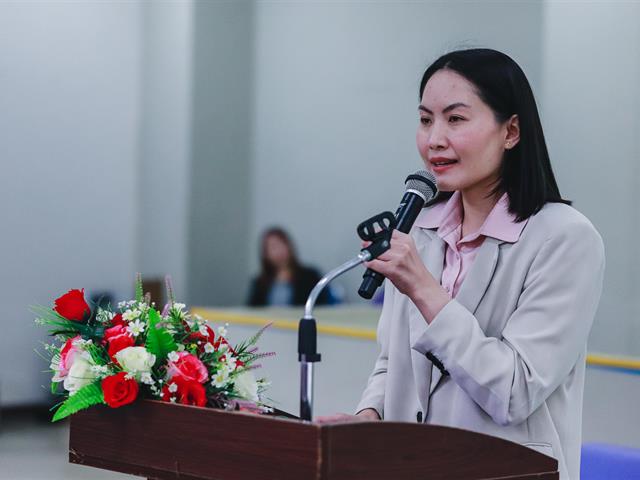 คณะรัฐศาสตร์และสังคมศาสตร์ 
