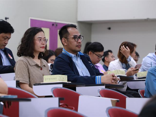 บุคลากร_คณะบริหารธุรกิจและนิเทศศาสตร์  