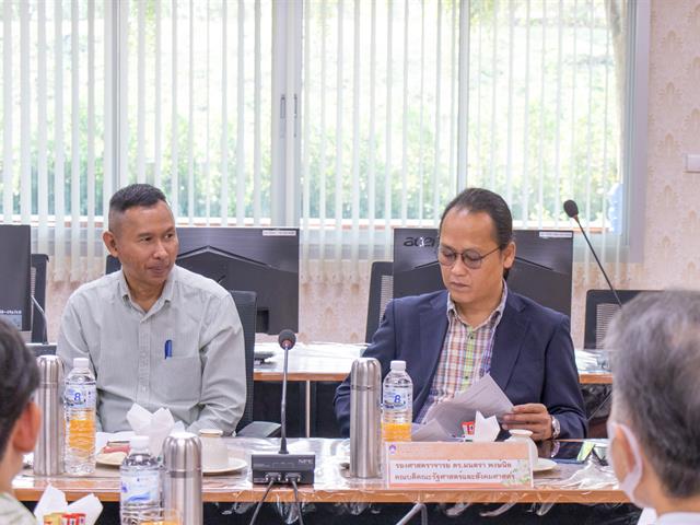 คณะศิลปศาสตร์ประชุมเตรียมความพร้อมประเพณีแห่ผ้าห่มพระธาตุจอมทอง ประจำปี ๒๕๖๗