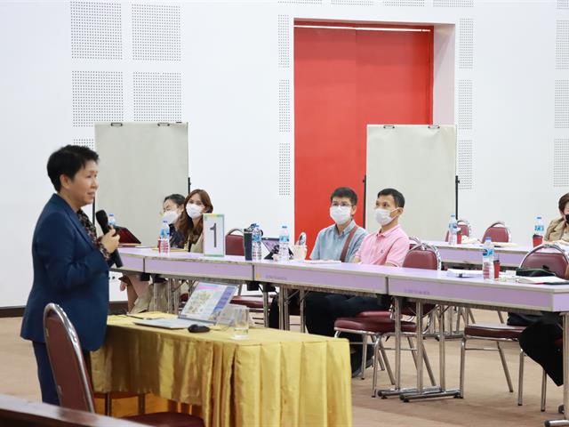  อาจารย์ระดับมืออาชีพ  โครงการพัฒนาบุคลากรสายวิชาการ อาจารย์ระดับมืออาชีพ  งานสนับสนุนวิชาการ   มหาวิทยาลัยพะเยา