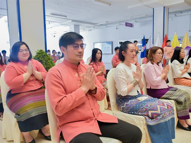 วิทยาลัยการศึกษา ร่วมกับ คณะศิลปศาสตร์ และคณะรัฐศาสตร์และสังคมศาสตร์ ดำเนินกิจกรรมพิธีตักน้ำและเจริญพระพุทธมนต์น้ำสรงพระธาตุจอมทอง ประจำปี ๒๕๖๗