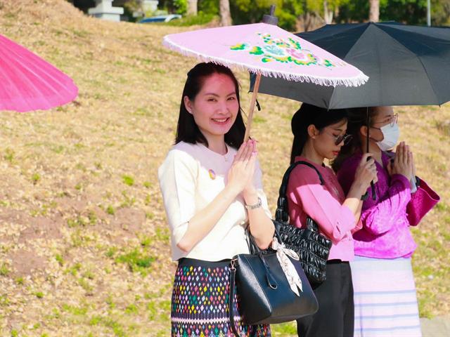 คณะรัฐศาสตร์และสังคมศาสตร์ 