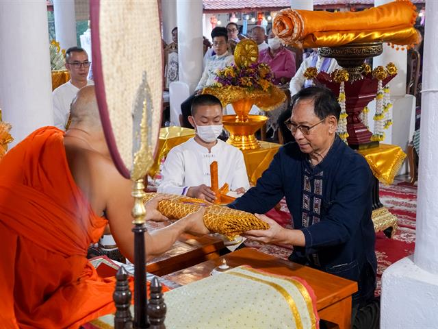 วิทยาลัยการศึกษา เข้าร่วมประเพณีแห่ผ้าห่มพระธาตุจอมทอง มหาวิทยาลัยพะเยา ประจำปี ๒๕๖๗