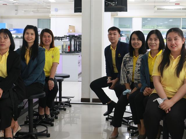 คณะวิทยาศาสตร์การแพทย์เปิดบ้านต้อนรับคณาจารย์และนักเรียนจากโรงเรียนแม่ใจวิทยาคม เพื่อฝึกปฏิบัติการทางด้านวิทยาศาสตร์การแพทย์