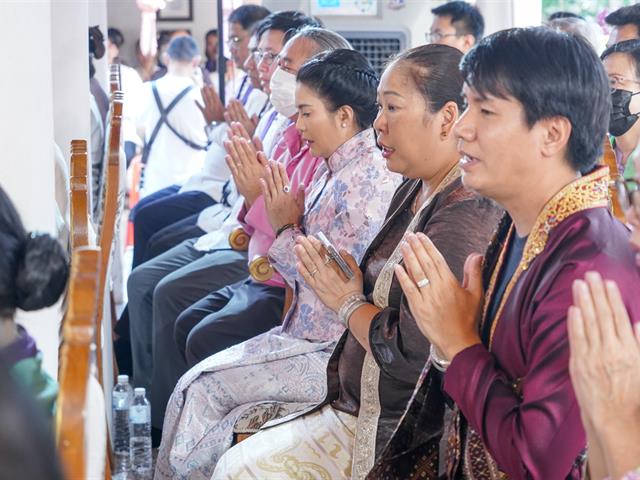 The University of Phayao inherits the Tradition of the Phra That Chom Thong Blanket Parade for the Year 2024