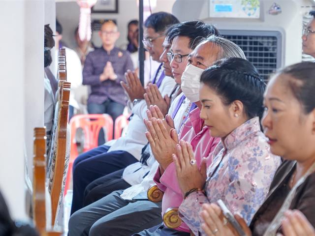 The University of Phayao inherits the Tradition of the Phra That Chom Thong Blanket Parade for the Year 2024