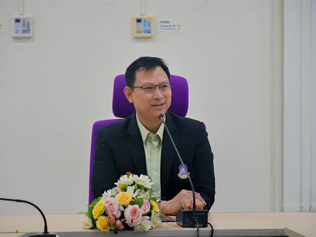 คณะผู้บริหารพบสโมสรนิสิตวิทยาลัยการศึกษา ประจำปีการศึกษา 2567