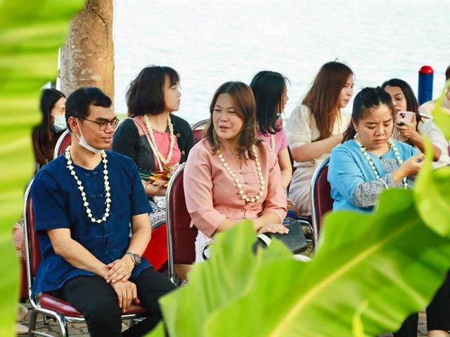 คณะรัฐศาสตร์และสังคมศาสตร์ 