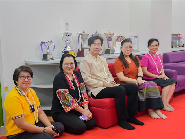 วิทยาลัยการศึกษา ดำเนินโครงการพิธีทำบุญครบรอบ 10 ปี วิทยาลัยการศึกษาและกิจกรรมประเพณีสงกรานต์รดน้ำดำหัวผู้บริหารและผู้อาวุโส ประจำปี 2567