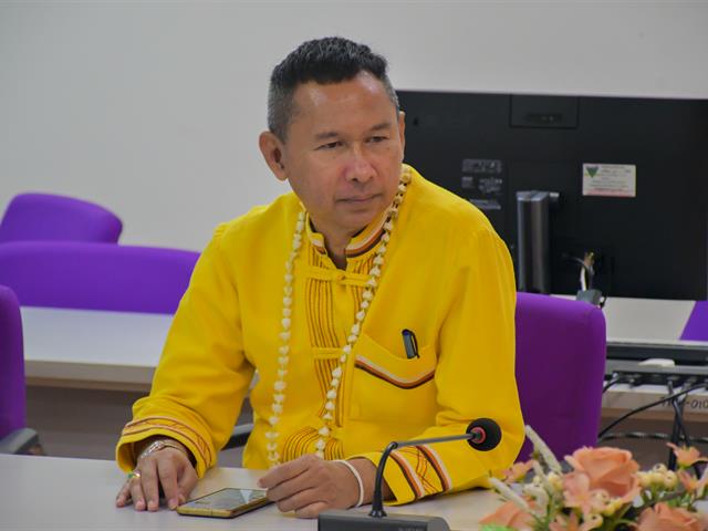 วิทยาลัยการศึกษา ดำเนินโครงการพิธีทำบุญครบรอบ 10 ปี วิทยาลัยการศึกษาและกิจกรรมประเพณีสงกรานต์รดน้ำดำหัวผู้บริหารและผู้อาวุโส ประจำปี 2567